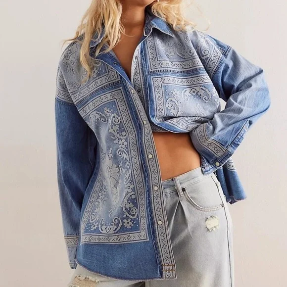NWT FREE PEOPLE Lace Embroidered Denim Shirt size Medium - Picture 1 of 7